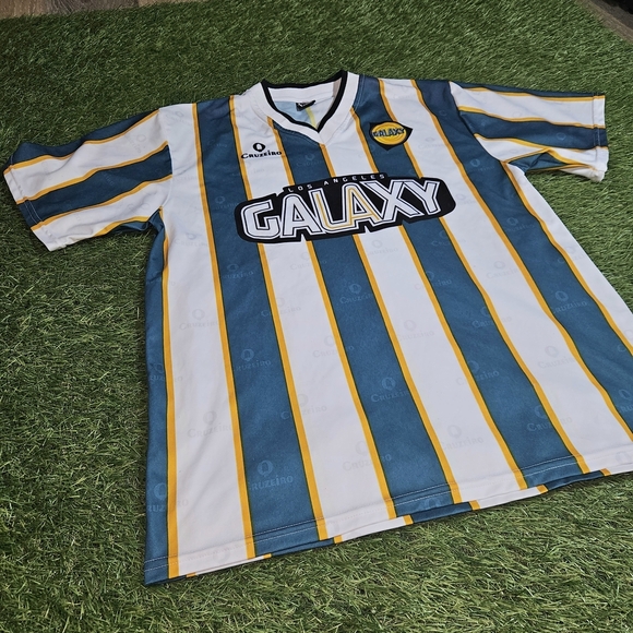 Los Angeles Galaxy Vintage 2004 Striped Soccer Jersey - Picture 4 of 5